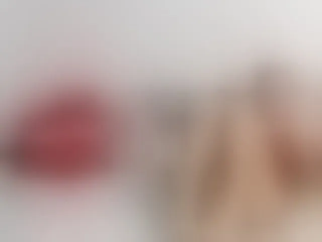 Live sex webcam photo for Lisa1225 #293802481