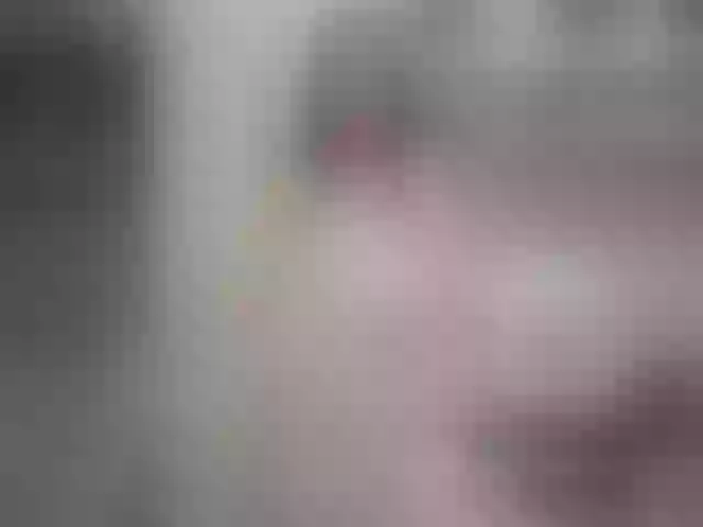 Live sex webcam photo for Lisa666-2 #284349483