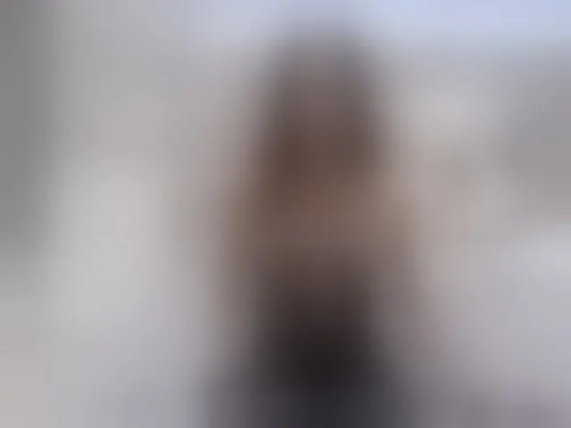 Live sex webcam photo for Lisa666-2 #292337189