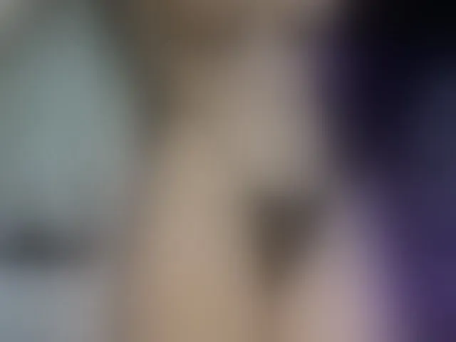 Live sex webcam photo for LisaAkira #293943539