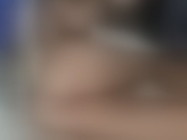 Live sex webcam photo for LisaAkira #294325291