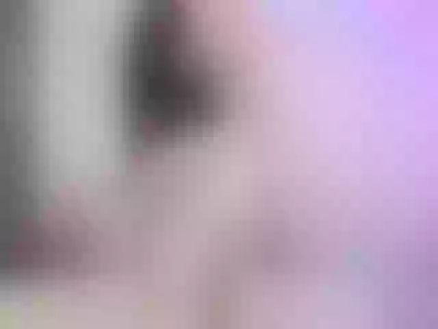 Live sex webcam photo for LisaAnn #277709611