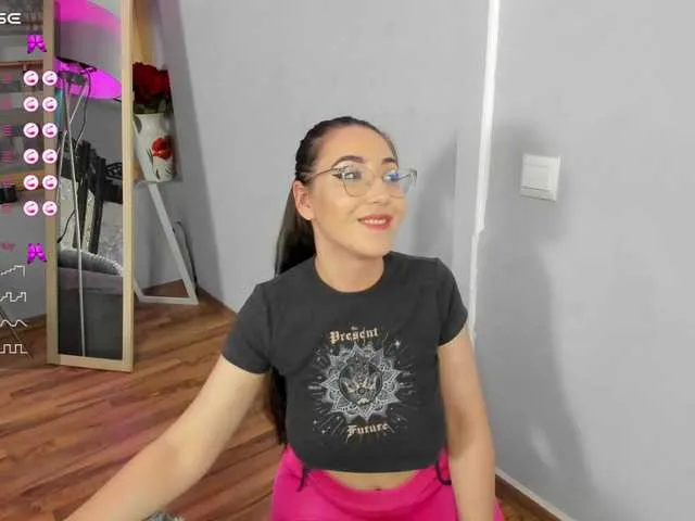 Live sex webcam photo for LisaAnneBlack #277817341