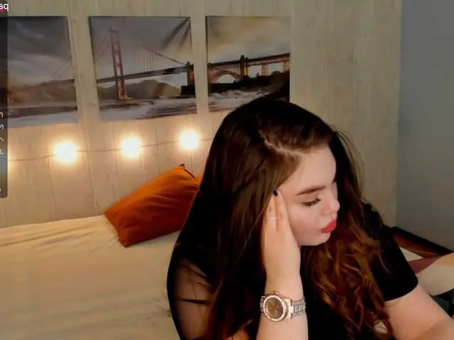 Live sex webcam photo for LisaBeck #272685327