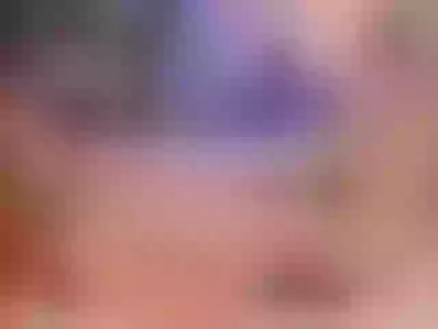 Live sex webcam photo for LisaBellic #272990128