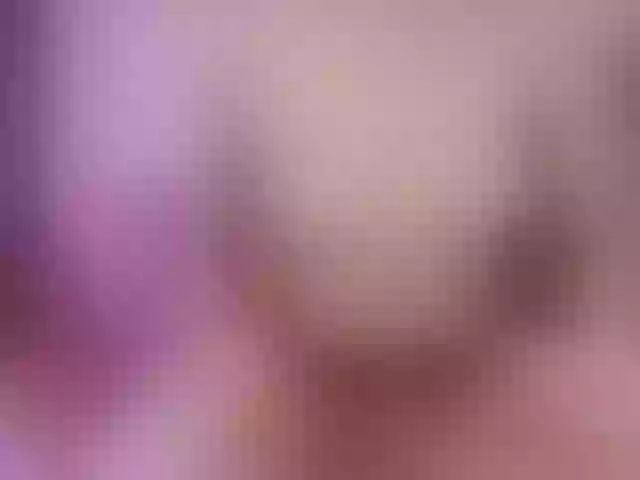 Live sex webcam photo for LisaBellic #273202374