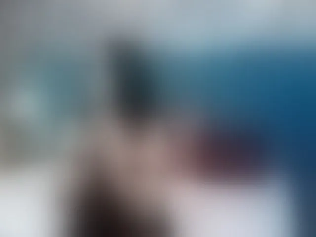 Live sex webcam photo for LisaCroft #292538468