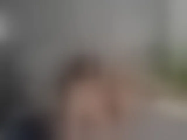 Live sex webcam photo for LisaCroft #292951780