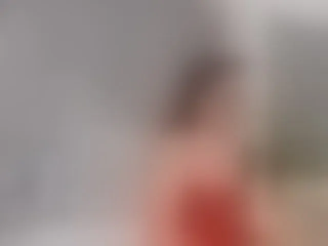 Live sex webcam photo for LisaCroft #293078169