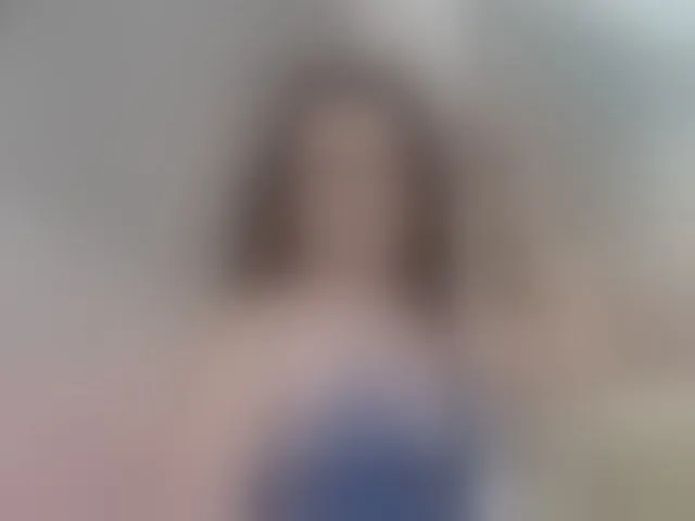 Live sex webcam photo for LisaCroft #293229886