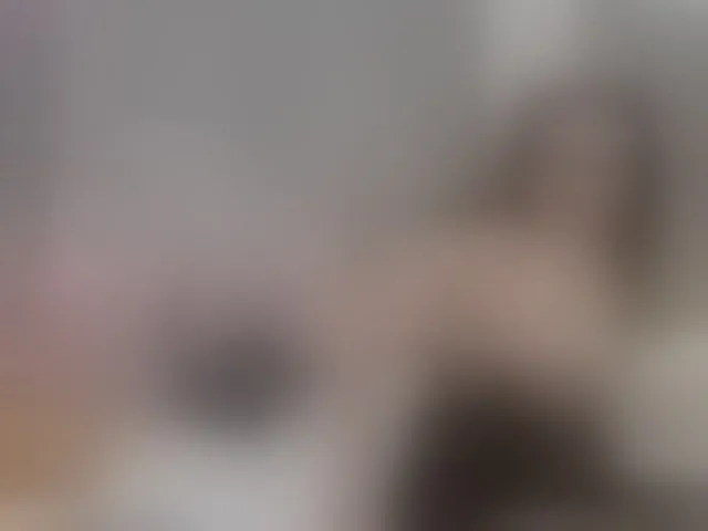 Live sex webcam photo for LisaCroft #293548359