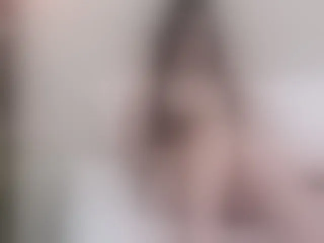 Live sex webcam photo for LisaCroft #293778852