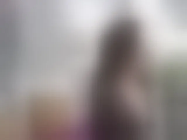 Live sex webcam photo for LisaCroft #294029390