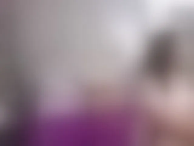 Live sex webcam photo for LisaCroft #294078292