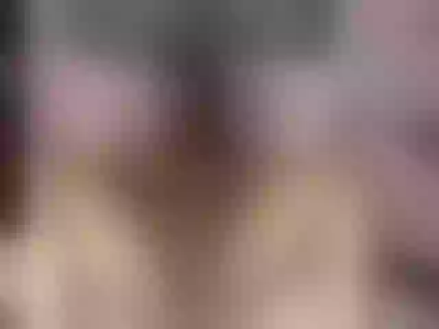 Live sex webcam photo for LisaEbonny #271758536