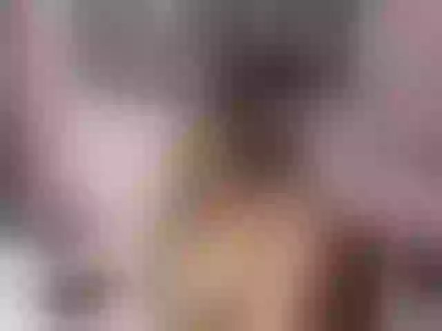 Live sex webcam photo for LisaEbonny #271976568