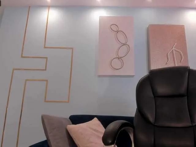 Live sex webcam photo for LisaFlowers #276648926