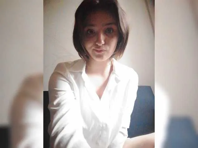 Live sex webcam photo for LisaGasay #275596371