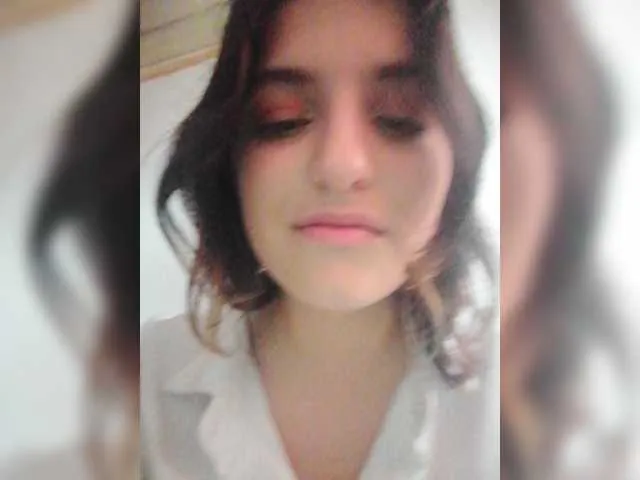 Live sex webcam photo for LisaGasay #275604366