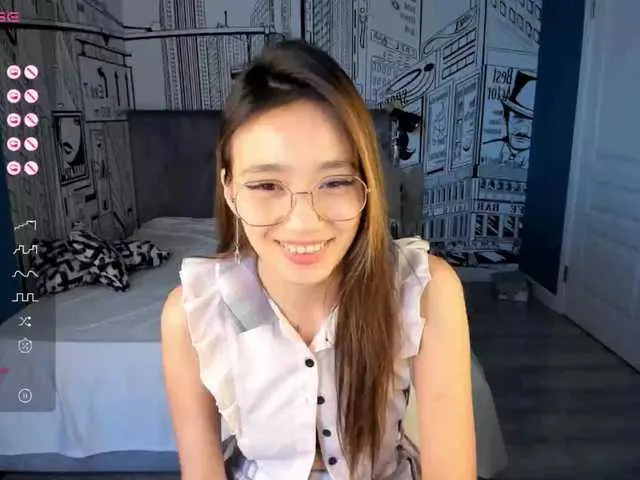 Live sex webcam photo for LisaHyun #278120809