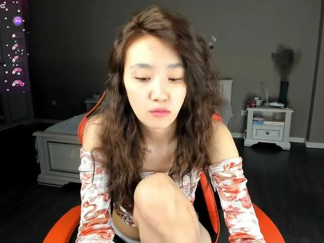 Live sex webcam photo for LisaHyun #290420165