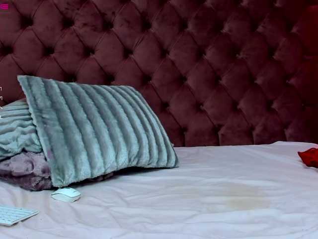 Live sex webcam photo for LisaIvy #273758898