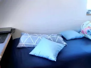 Live sex webcam photo for LisaKisa #123485105