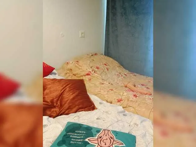 Live sex webcam photo for LisaLovHoney #292055509