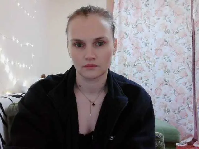 Live sex webcam photo for LisaLovHoney #292390311