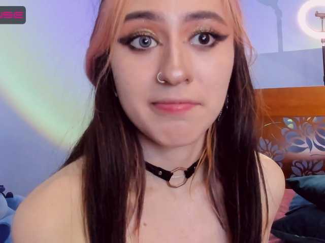 Live sex webcam photo for LisaMayson #274816559