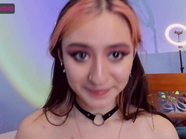 Live sex webcam photo for LisaMayson #274974616