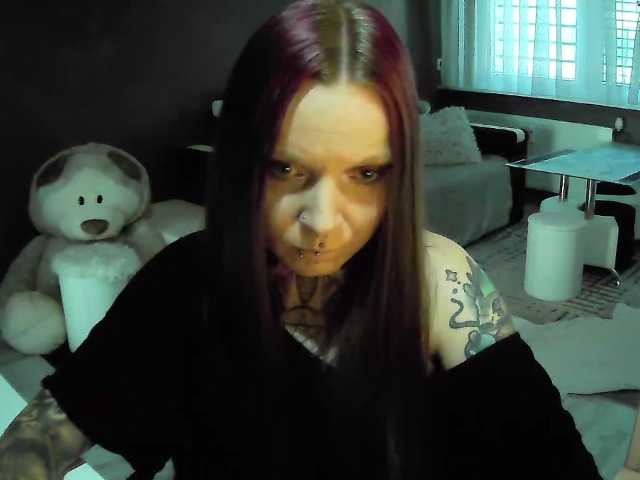 Live sex webcam photo for LisaModel #277796174