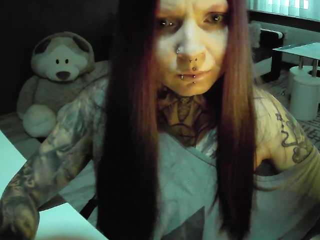 Live sex webcam photo for LisaModel #277886159