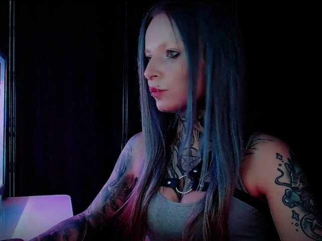 Live sex webcam photo for LisaModel #291314613