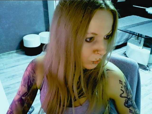 Live sex webcam photo for LisaModel #292089770