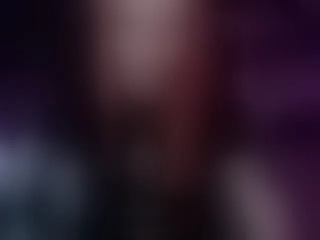 Live sex webcam photo for LisaModel #294213111