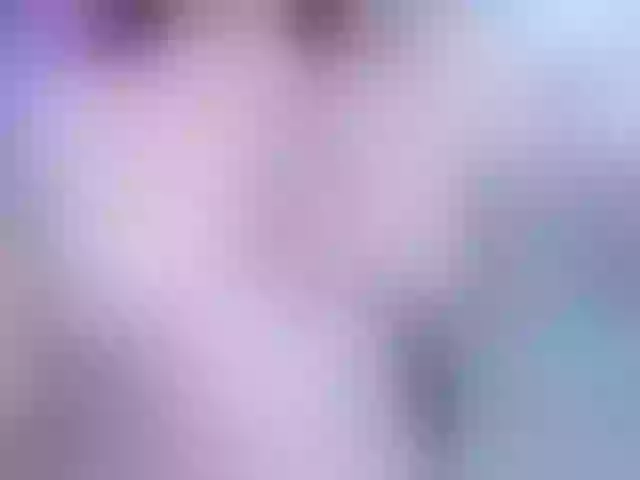 Live sex webcam photo for LisaMonroe #276198576