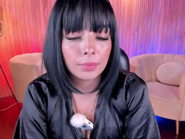 Live sex webcam photo for LisaMonroe #290454087