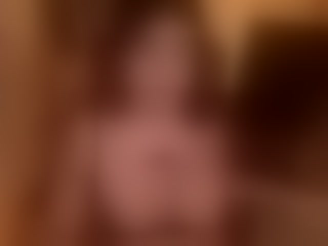 Live sex webcam photo for LisaMonroe #294093574