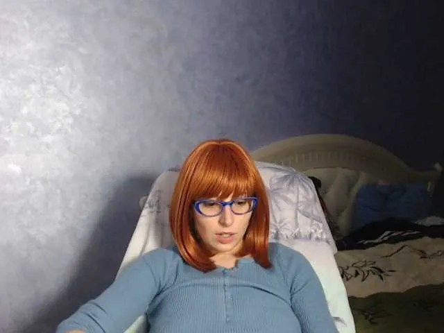 Live sex webcam photo for LisaSweet23 #272516556