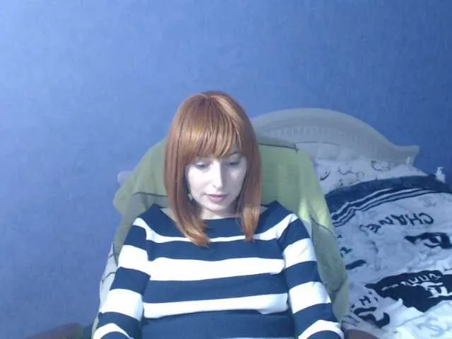 Live sex webcam photo for LisaSweet23 #273041448