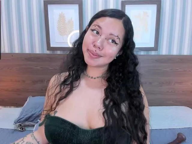 Live sex webcam photo for Lisaa-Warren #290622950
