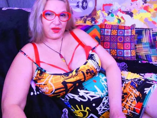 Live sex webcam photo for Lisabigtits #276585213