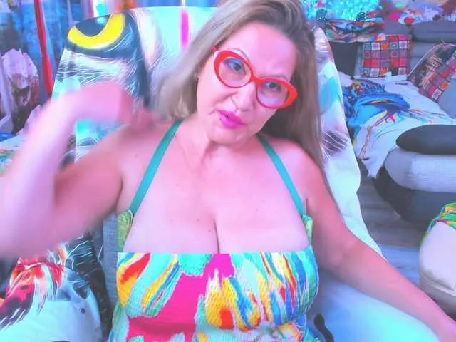 Live sex webcam photo for Lisabigtits #278246973