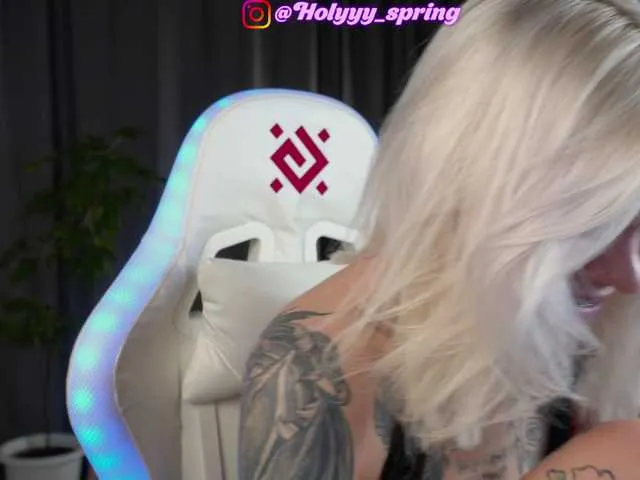 Live sex webcam photo for Lisalovelyy #290649814