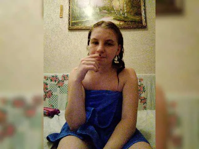 Live sex webcam photo for LisannaHot #276690346