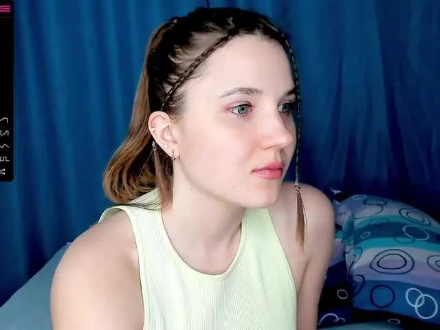 Live sex webcam photo for LiseSmits #273612195