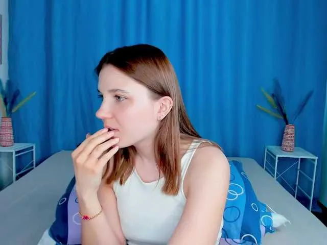 Live sex webcam photo for LiseSmits #273675353