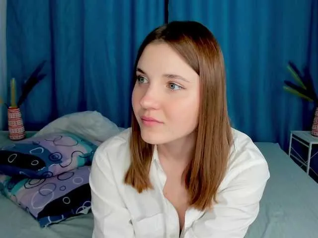 Live sex webcam photo for LiseSmits #273749927