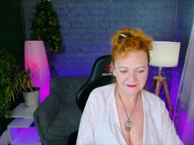 Live sex webcam photo for LisetMonroe #276891388